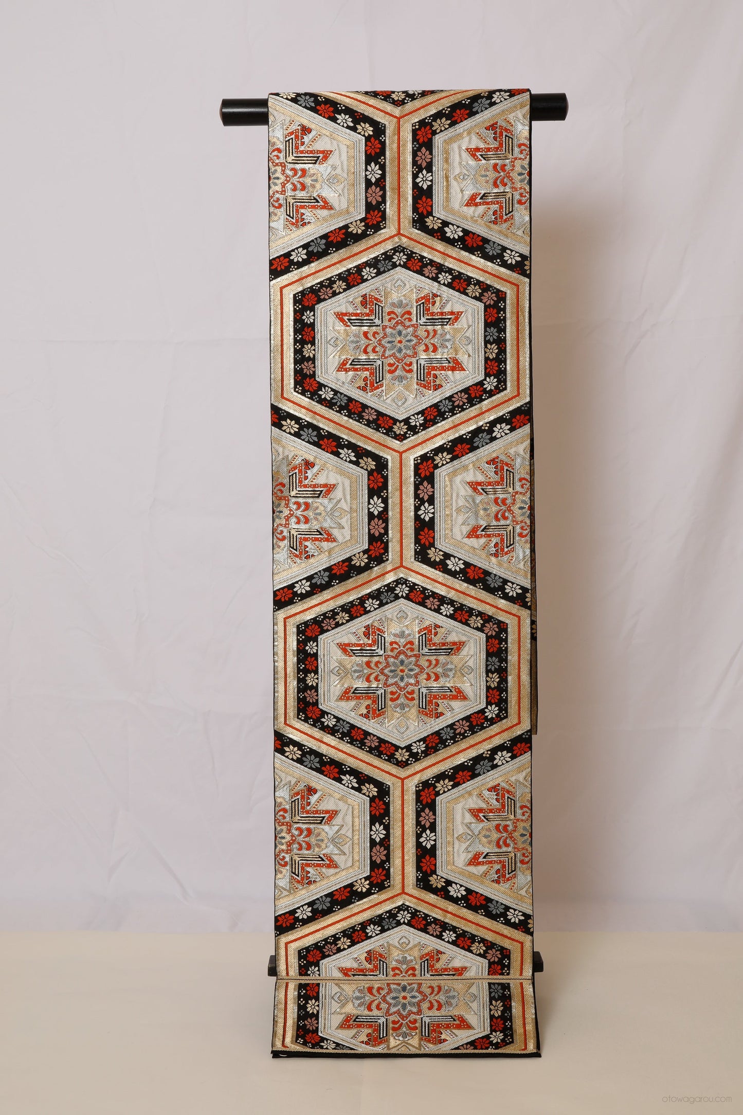 袋帯(亀甲・黒帯)